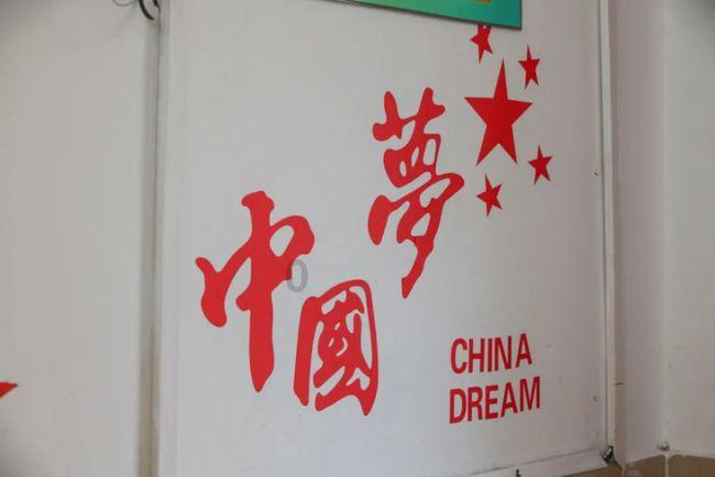 紫色魔法师守城中文版
